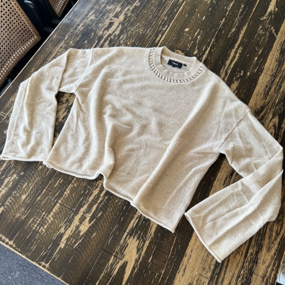 THEORY 💕 Cashmere Cream Gold Neckline Sweater - LARGE